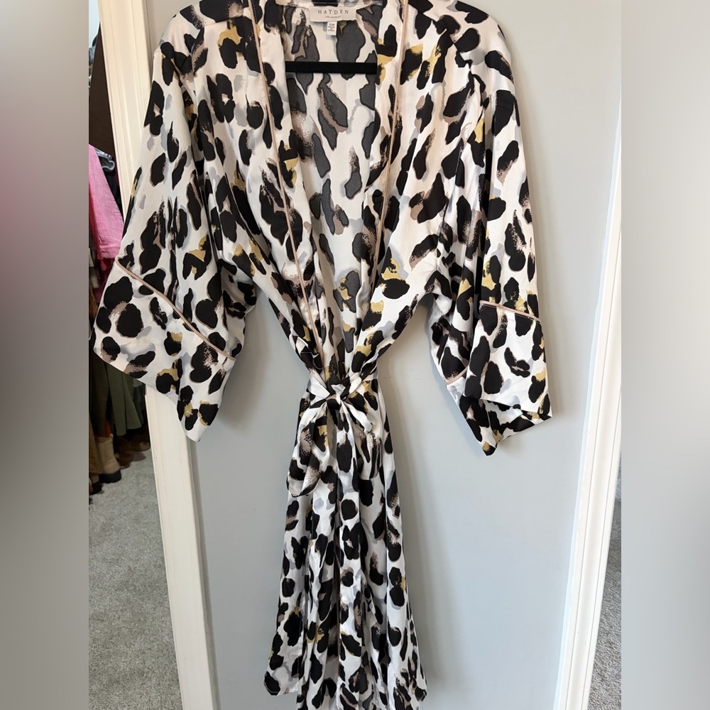 Hayden Animal Print Kimono - Picture 3 of 6